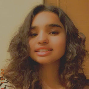 Meet your Posher, Rebeca